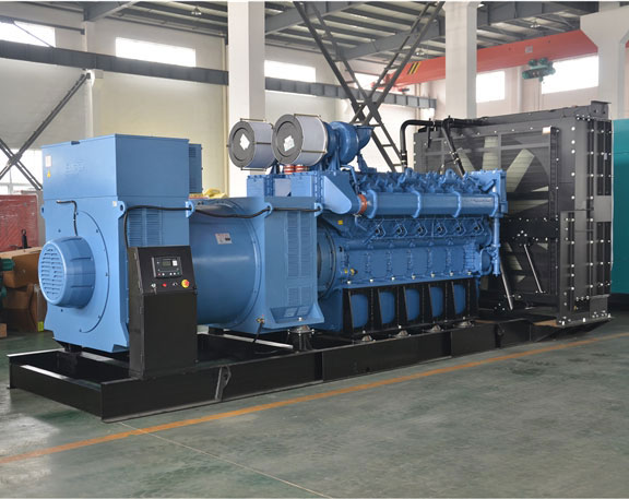 <b>2000KW發(fā)電機組</b>